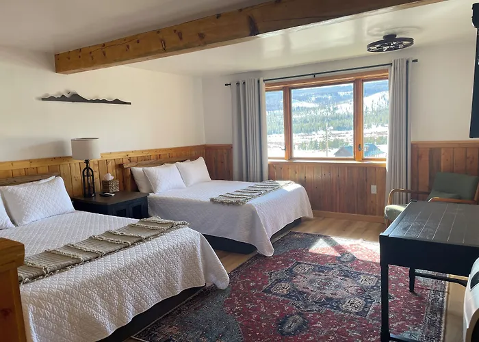 Lava Mountain Lodge